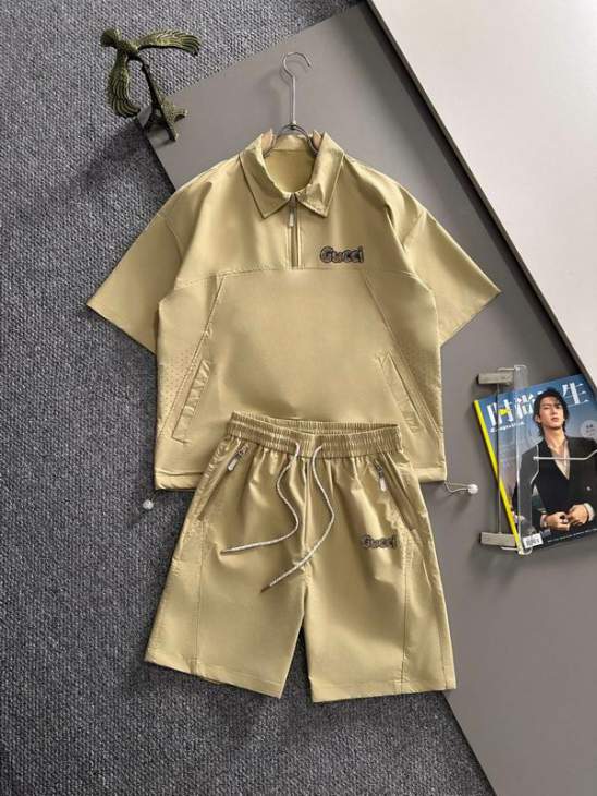 Picture of Gucci Shirt Pant Suits _SKUGucciS-2XLxetr0522272